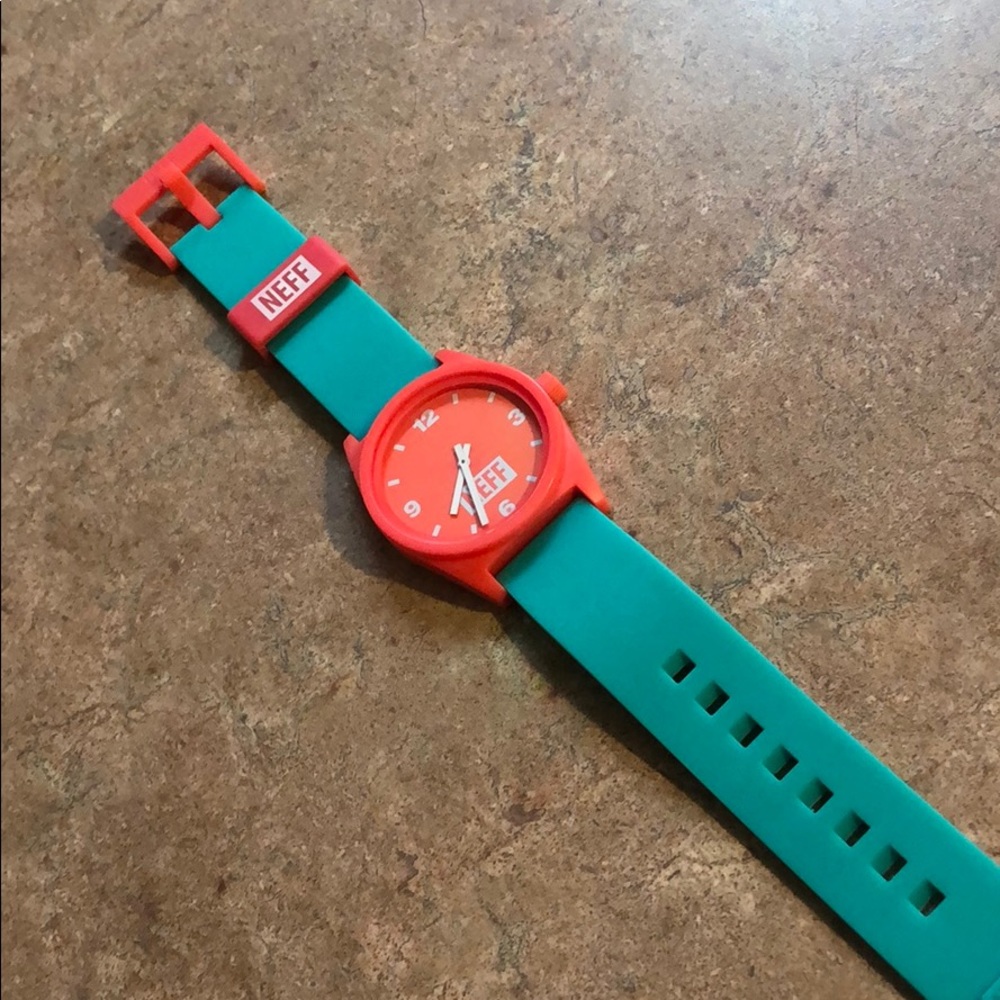 Neff Daily Watch